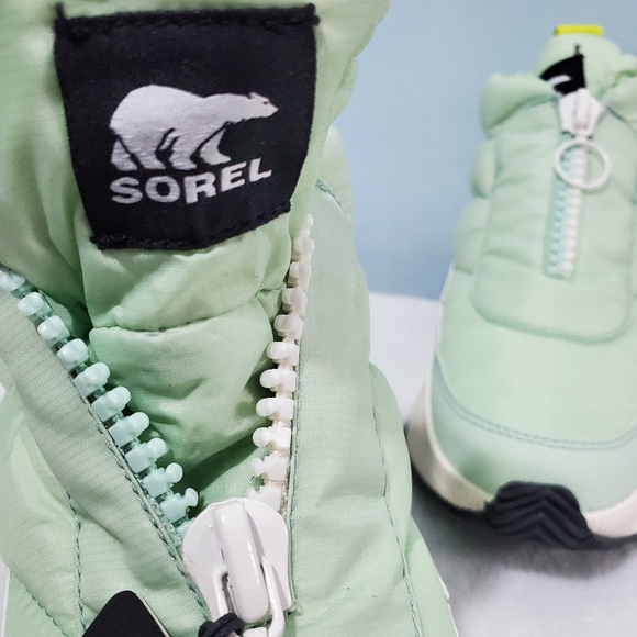 NWT Sorel Out N About III Puffy Zip-Up Ankle Boots - Picture 5 of 10